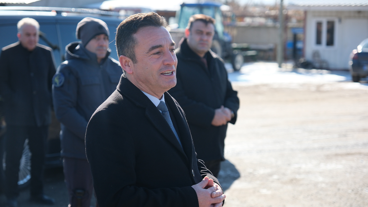 Sivrihisar ilçe Belediye Başkanı Habil Dökmeci