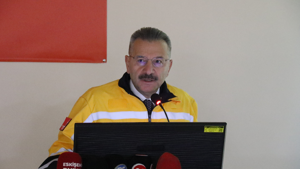 Vali Aksoy Etkinlikte Konuştu