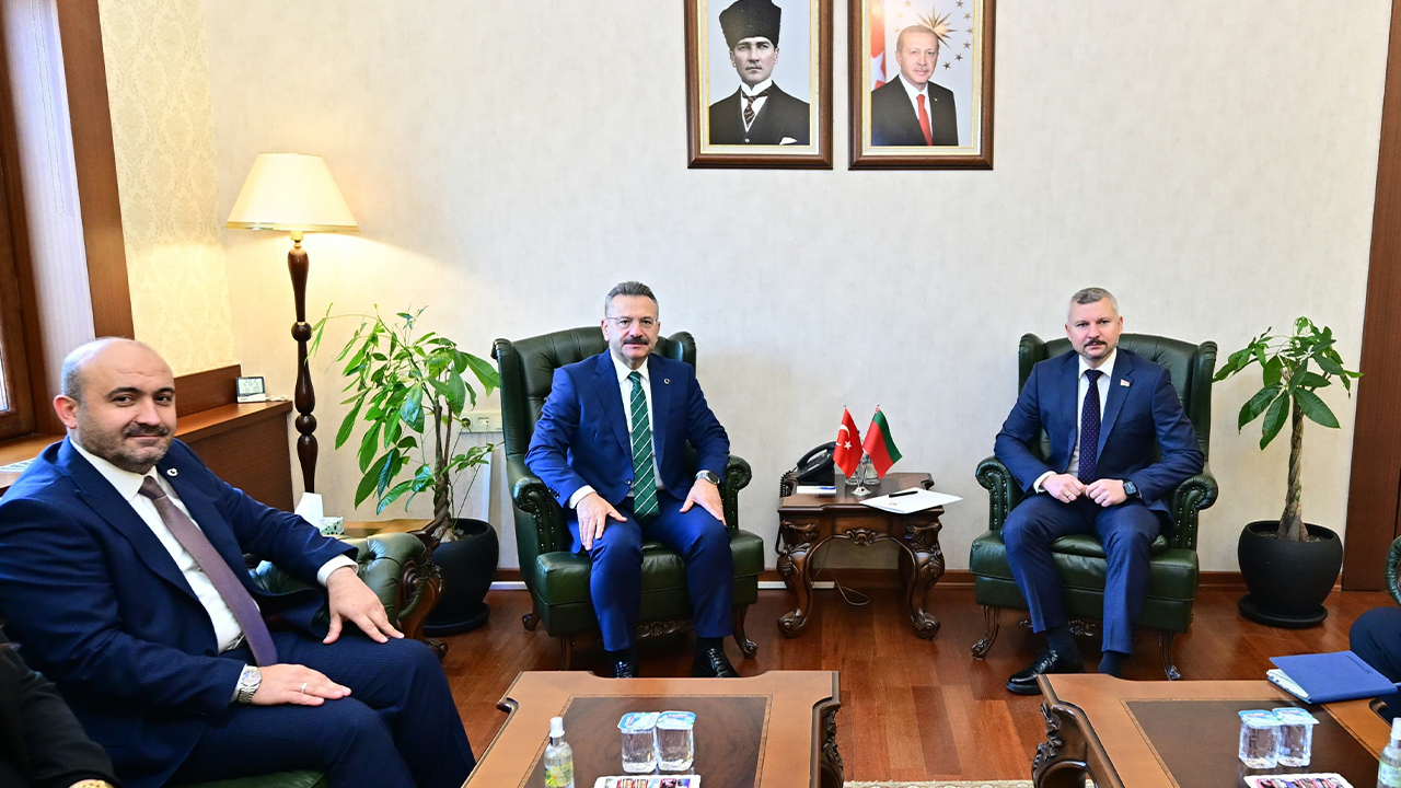 Vali Aksoy'a Makamında Ziyaret