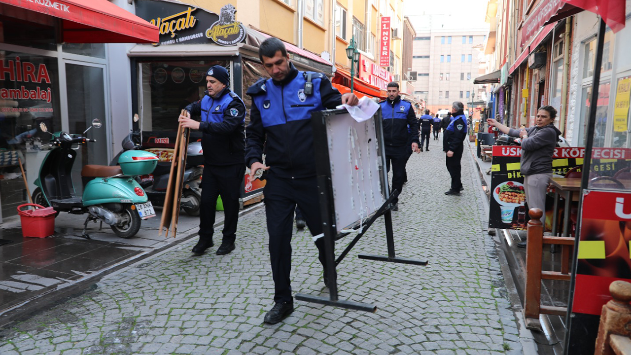 Yol Ve Kaldırım Işgallerine Geçit Verilmedi