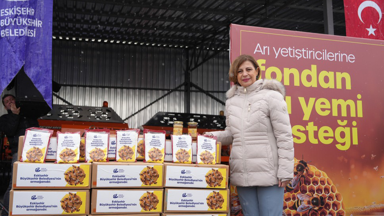 Arı Yetiştiricilerine Fondan Arı Yemi Desteği Sağlandı