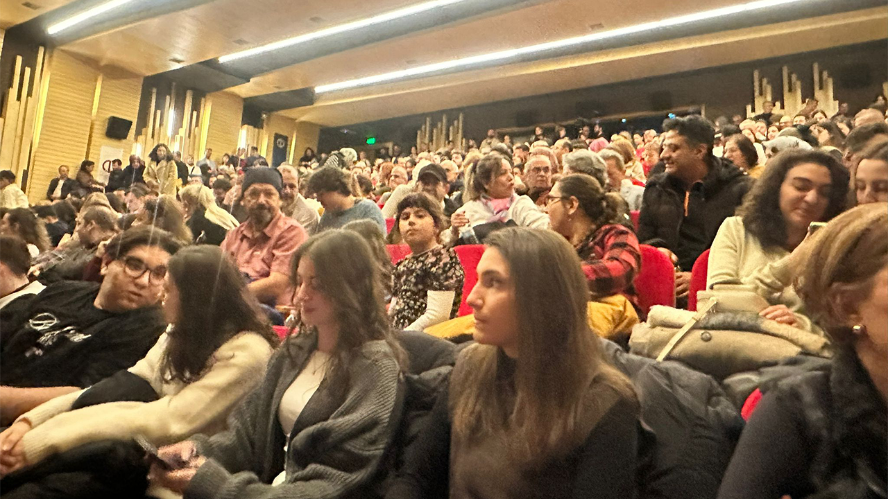 Dans Gösteri Yoğun Katılımla Gerçekleşti