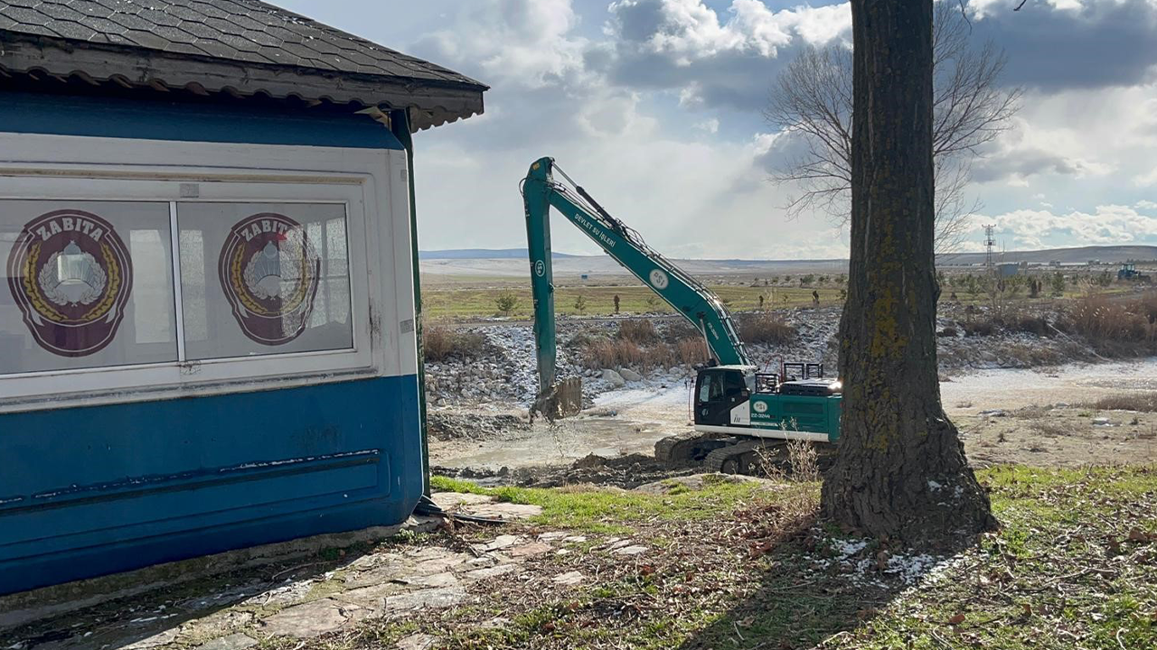 Dsi Ekipleri Alanda Kapsamlı Çalışma Yürütüyor