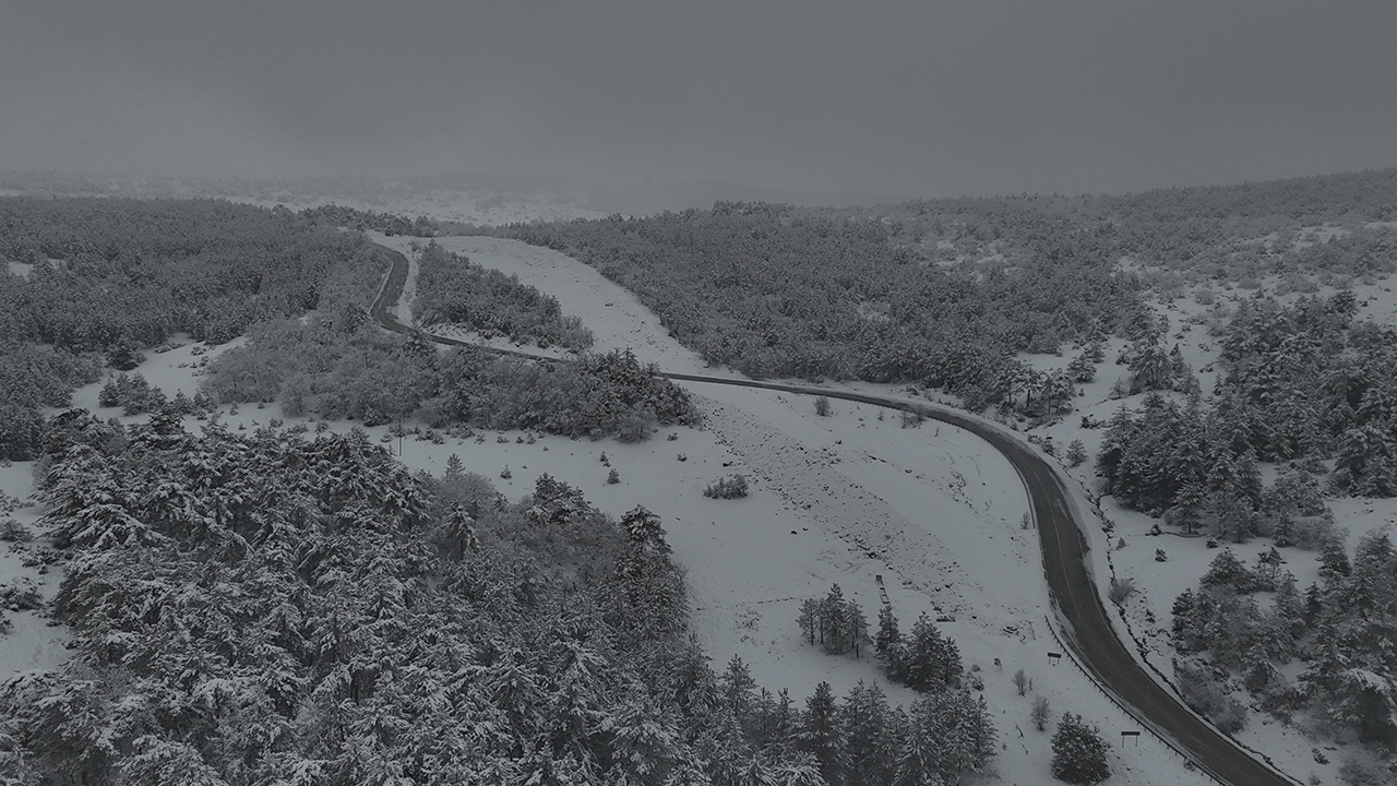 Eskişehir’in Karla Kaplanan Zirveleri Eşsiz Manzaralar Sundu