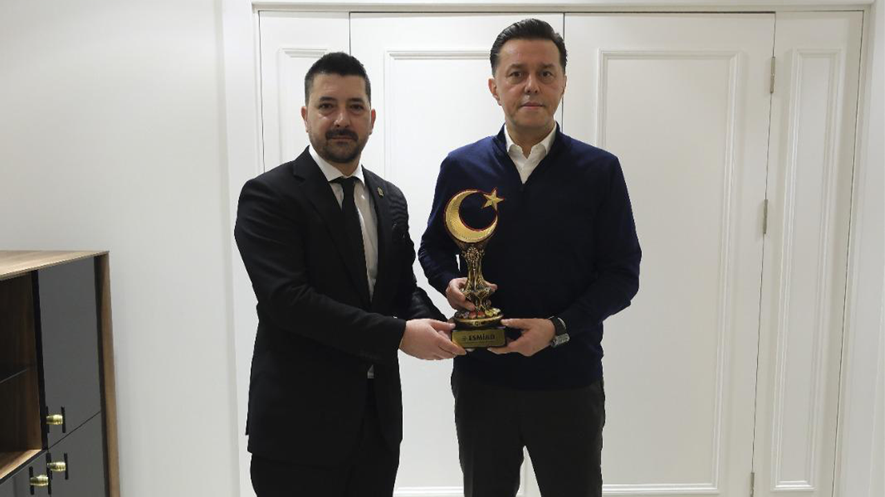 Esmiad Başkanı Sinlenmez Ve Milletvekili Hatipoğlu