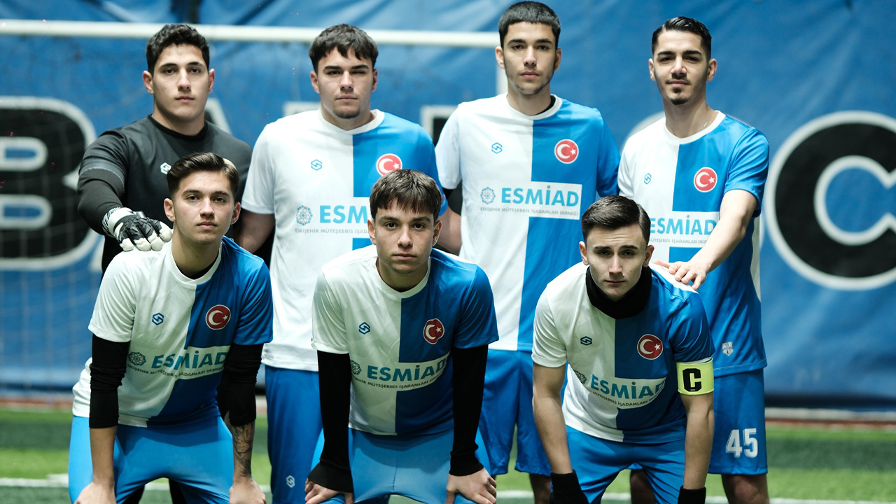 Esmiad'dan Genç Sporculara Destek