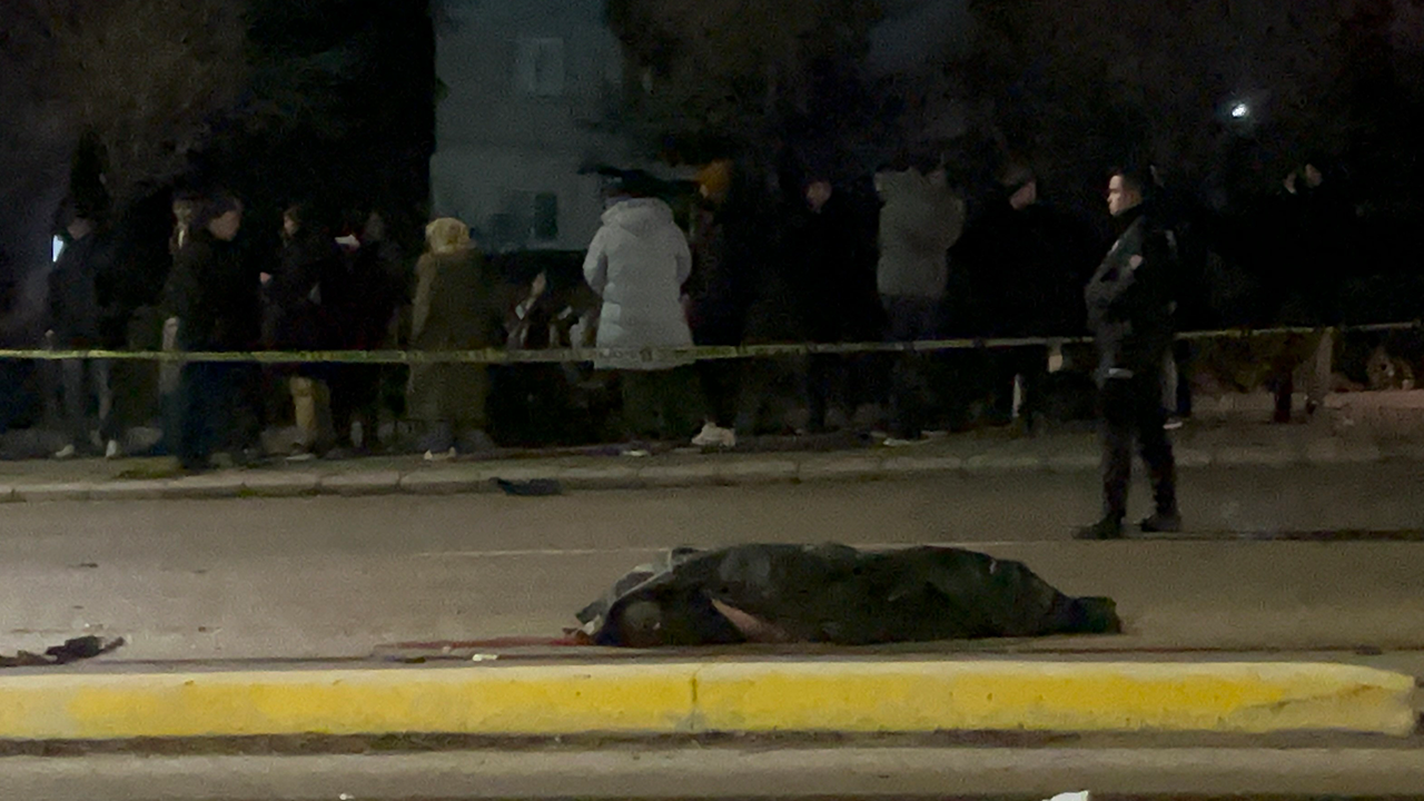 Feci Kaza 3 Kişiyi Hayattan Kopardı