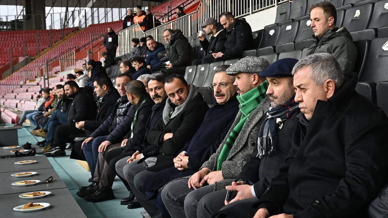 Karşılaşma Yakından Takip Edildi