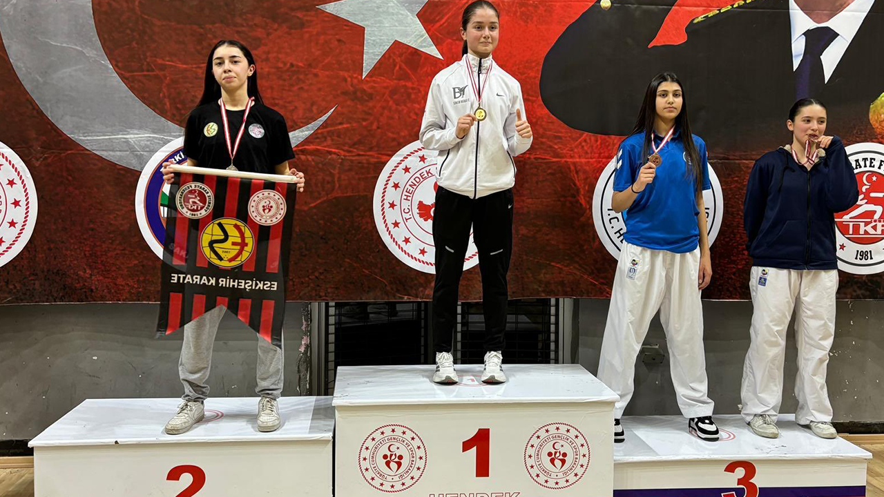 Madalya Töreninden Görüntü