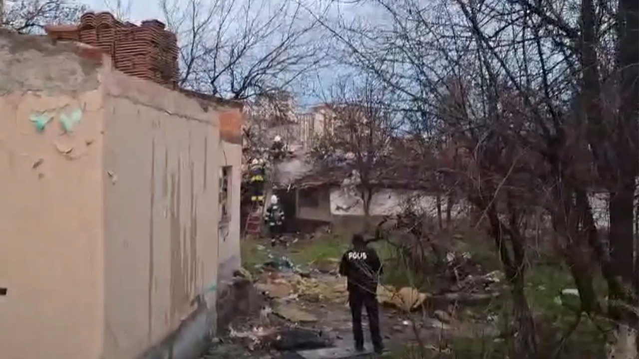 Metruk Evde Çıkan Yangına Ekipler Müdahale Etti