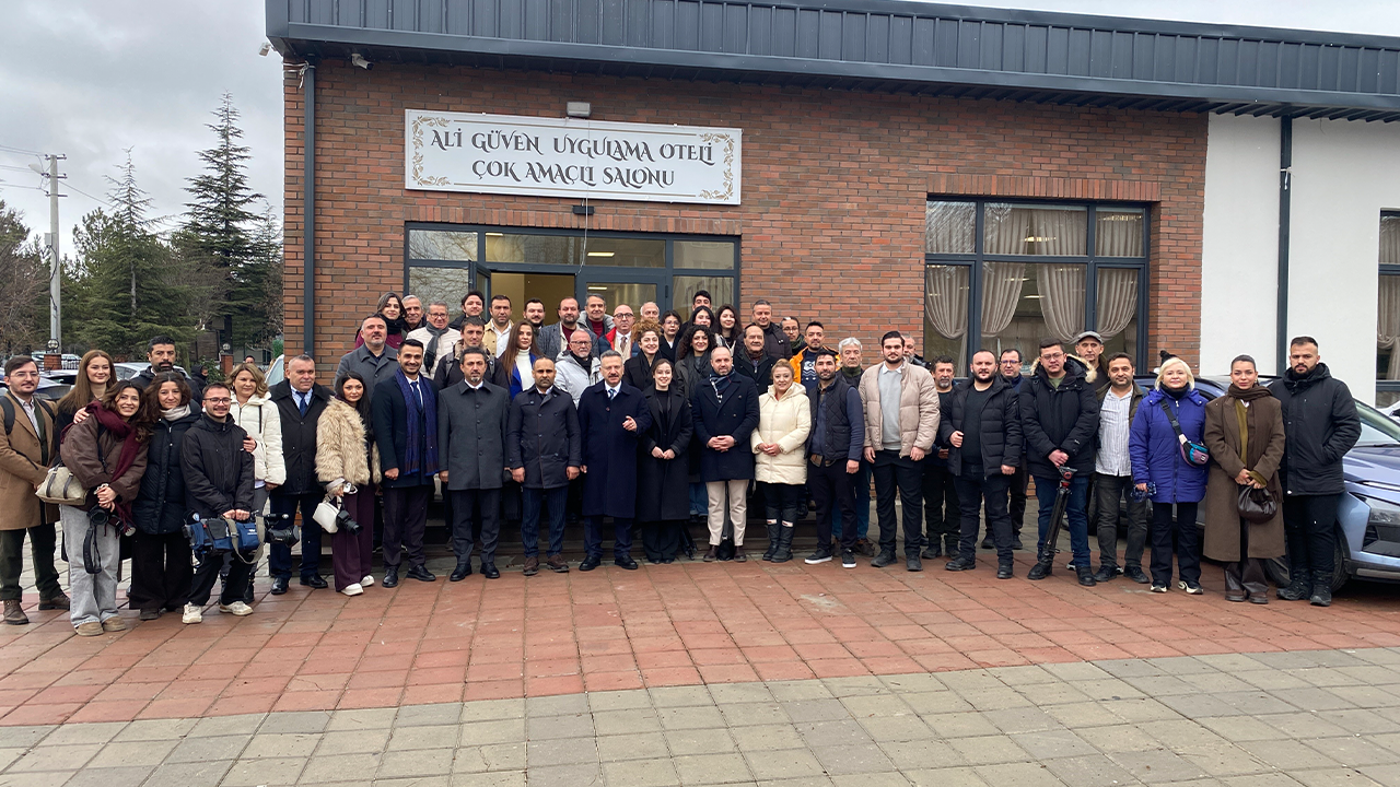 Vali Aksoy Basın Mensuplarıyla Vedalaştı