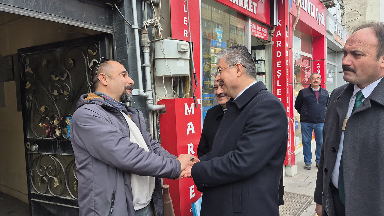 Vali Yılmaz'a Vatandaşlardan Yoğun Ilgi