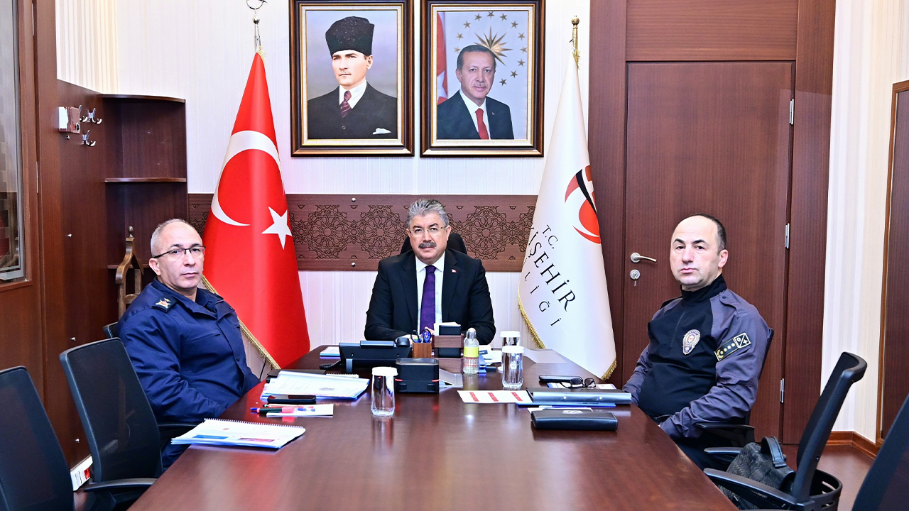 Vks Ile Toplantıya Katılım Sağlandı