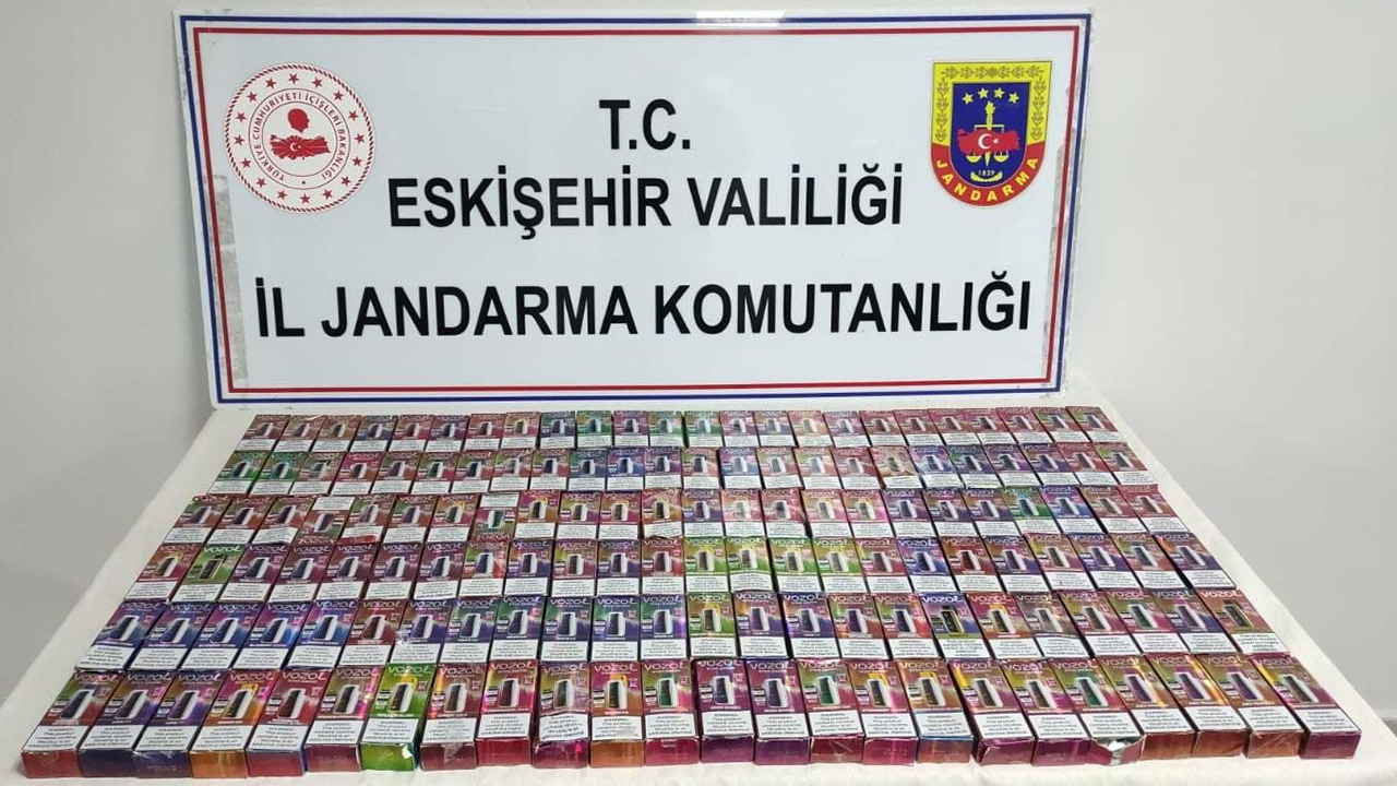 140 Kaçak Elektronik Sigara Ele Geçirildi