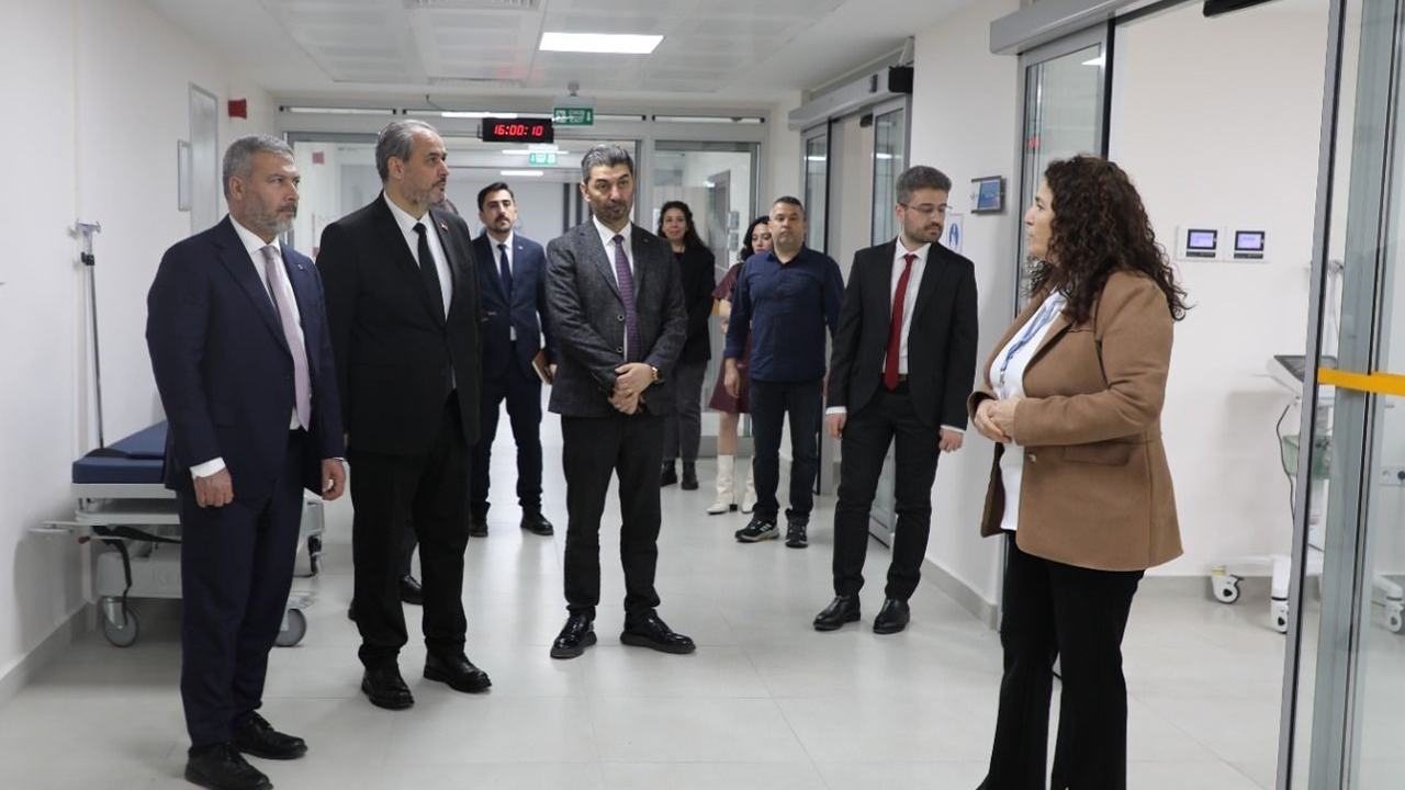 Afsü Ilaç Araştırmaları Merkezi Ziyaret Edildi