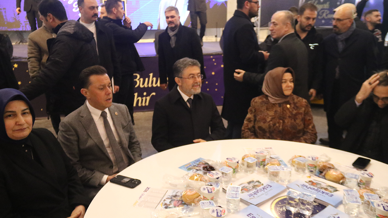 Bakan Yumaklı 23 Yılda Eskişehir’e 80 Milyarlık Yatırım Yaptık Dedi