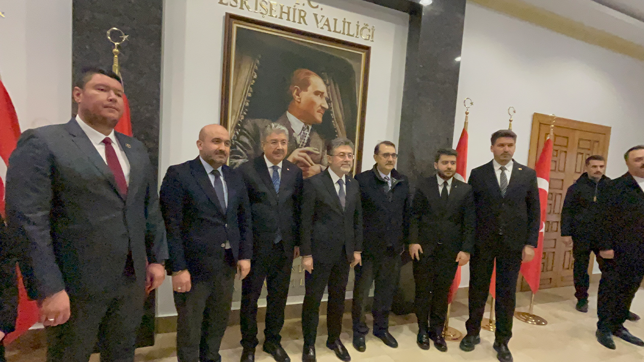 Bakan Yumaklı'dan Valilik Ziyareti