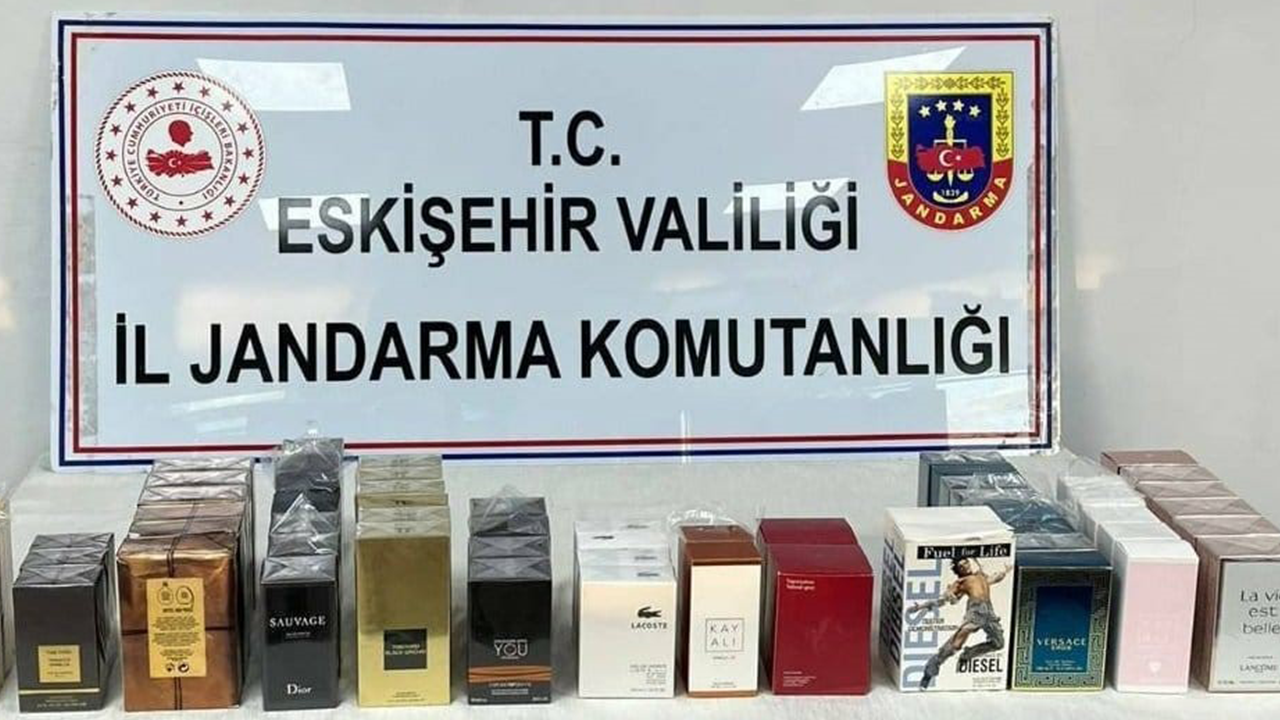 Ele Geçirlen Kaçak Parfünlere El Konuldu