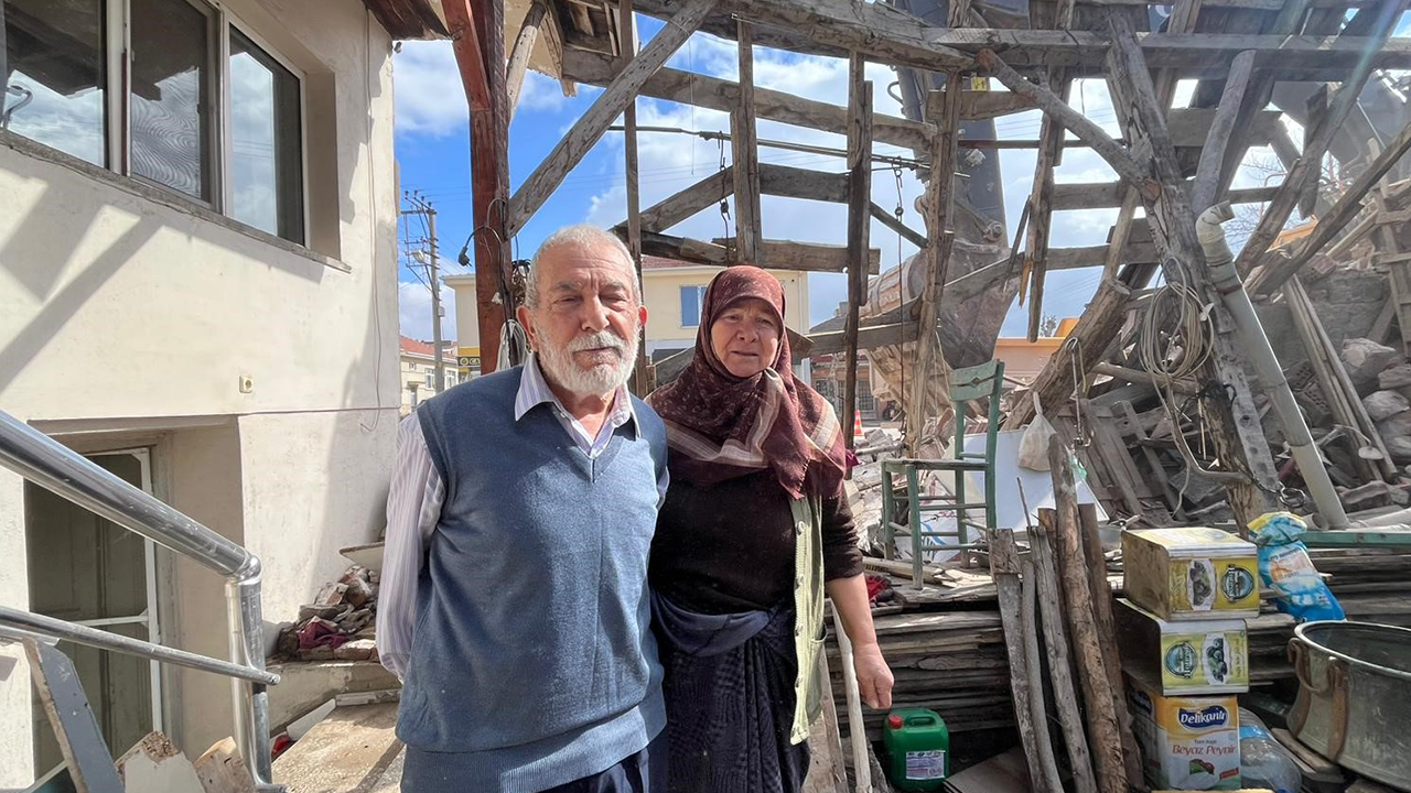 Emine Ve Seyfi Aydoğan Çifti