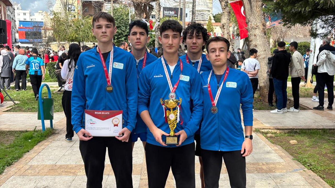 Eskişehirli Öğrencilerden Zorlu Şampiyonada Türkiye 2‘nciliği!