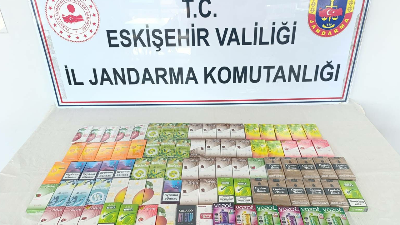 Jandarma Ekipleri Kaçak Sigara Ele Geçirdi