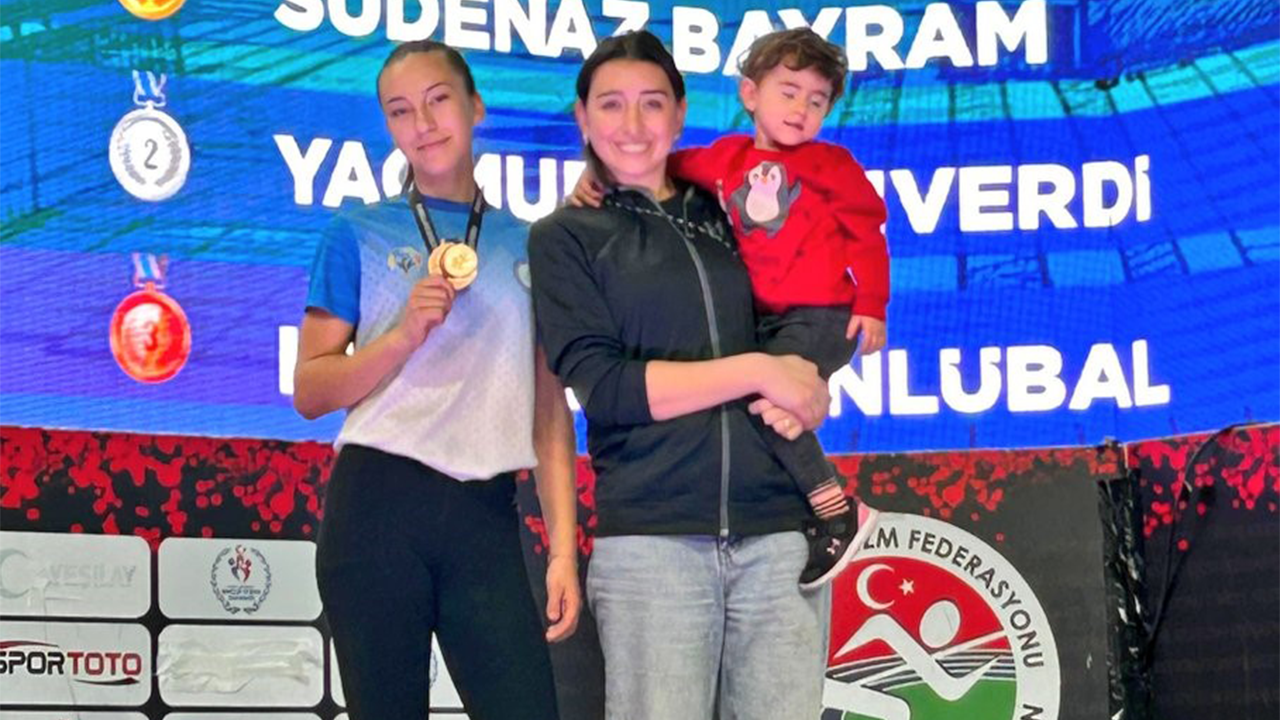 Sudenaz Bayram'dan Türkiye Şampiyonluğu