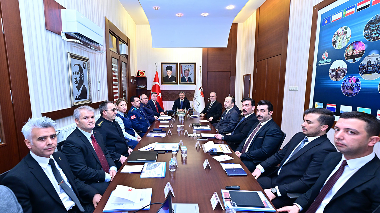 Toplantıda Kentin Üst Düzey Isimleri Yer Aldı