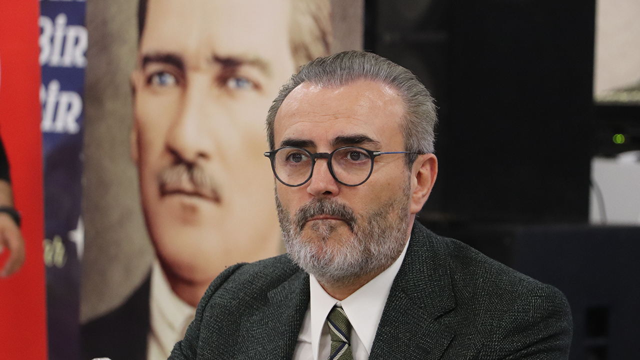 Ak Parti Mkyk Üyesi Mahir Ünal