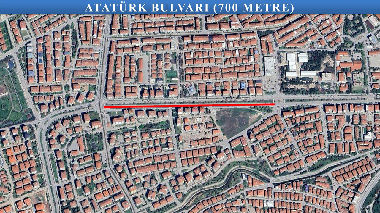 Atatürk Bulvarı 700 M
