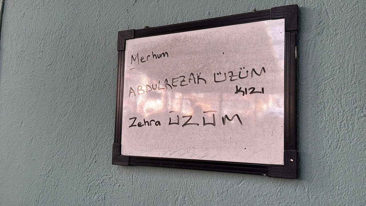 Babasıyla Aynı Ilan Tahtasına Adı Yazıldı!