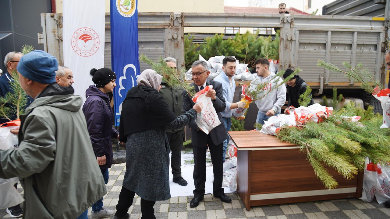 Birçok Farklı Noktada Fidan Dağıtılacak