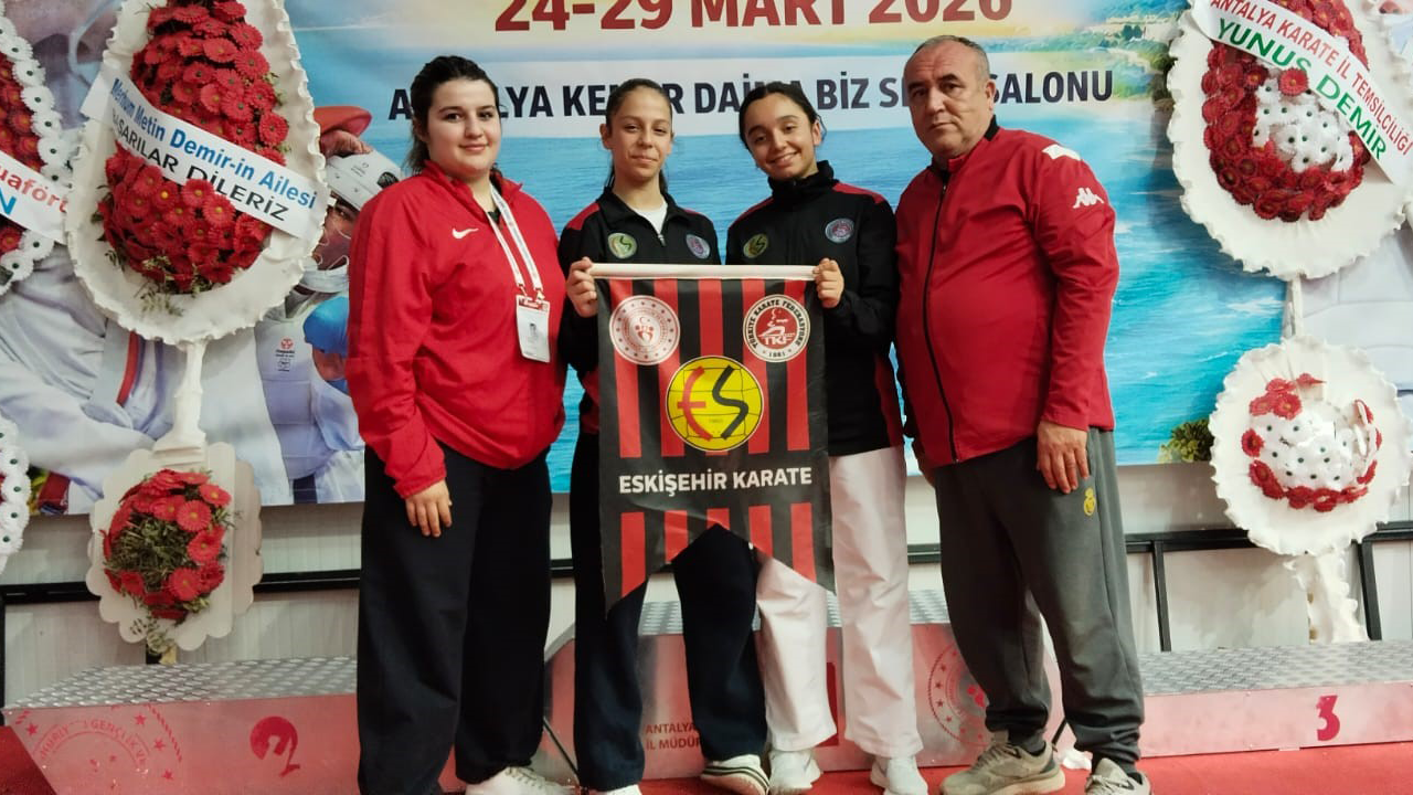 Eskişehirli Karatecilerden Şampiyonada Önemli Başarı