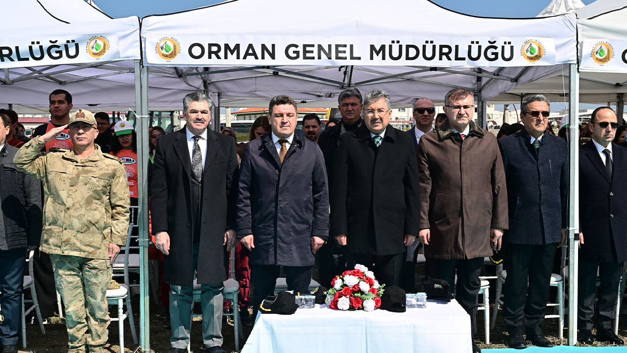 Fidan Dikim Etkinliğine Üst Düzey Katılım Gerçekleşti