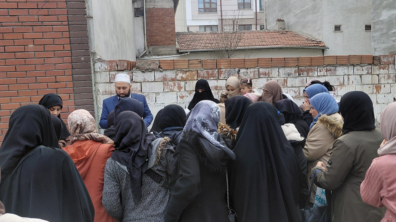 Hayırseverlerin Desteğiyle Yardımlar Yapıldı