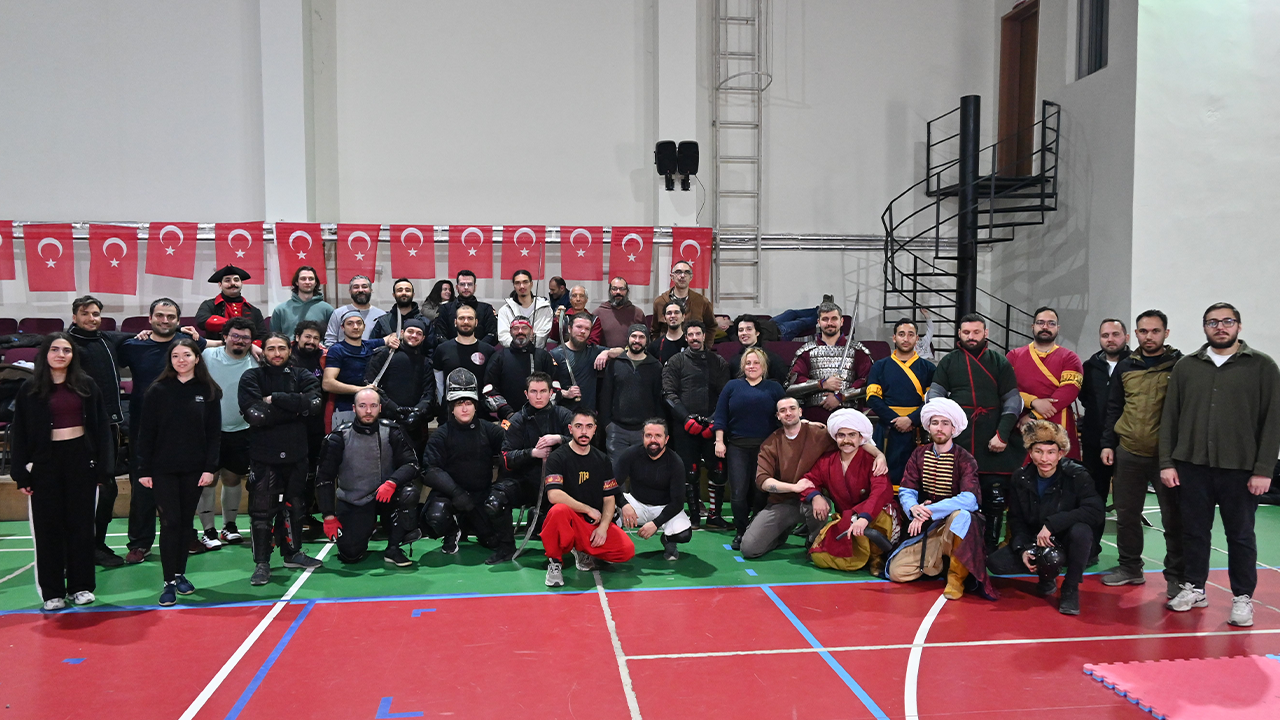 Hema (Tarihi Avrupa Savaş Sanatları) 'Geleneksel Kılıç Toyu