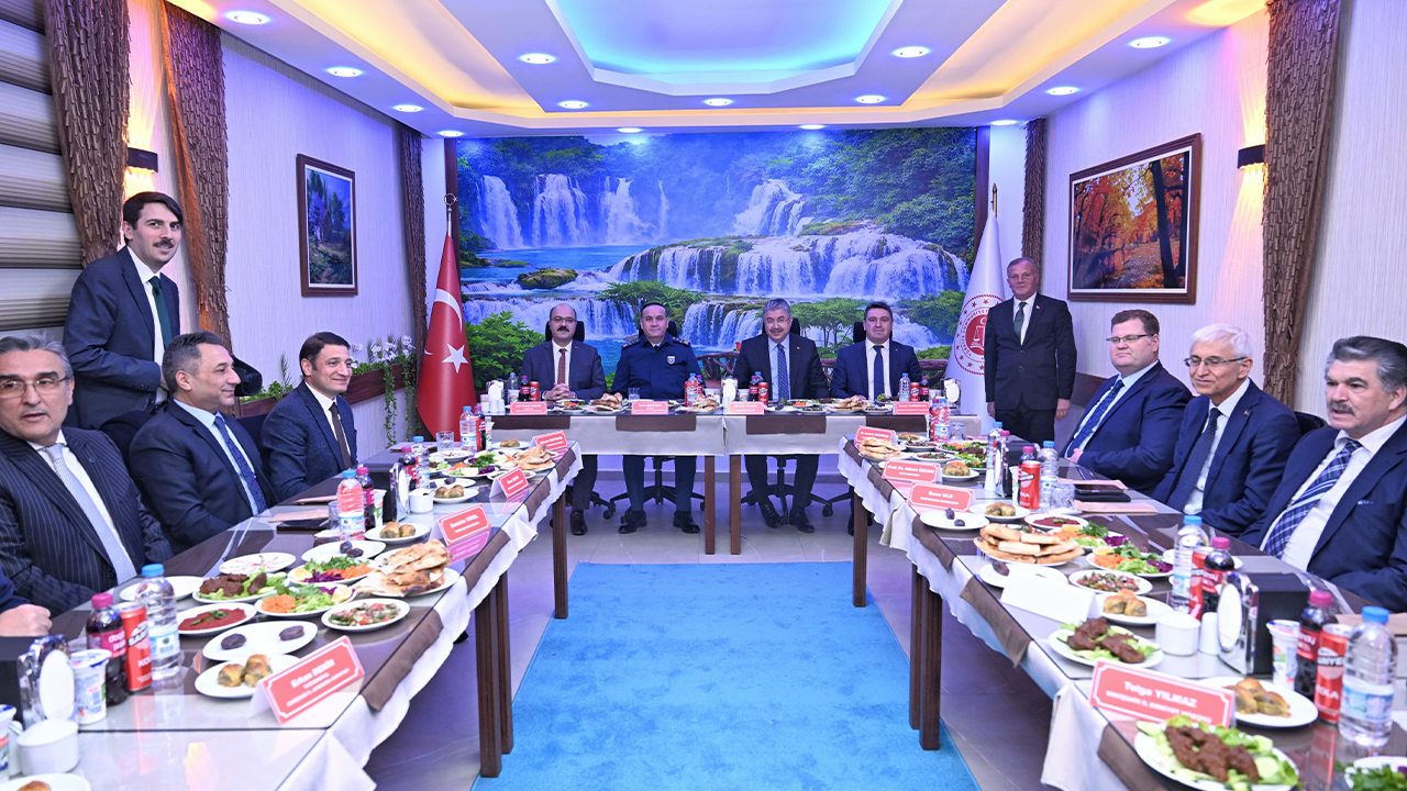 Iftar Programı Üst Düzey Katılımla Gerçekleşti