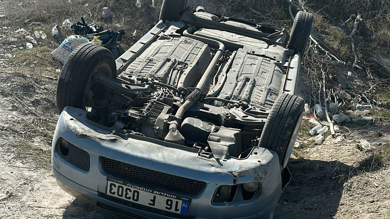 Kaza Sonucu Takla Atan Araç Ters Döndü