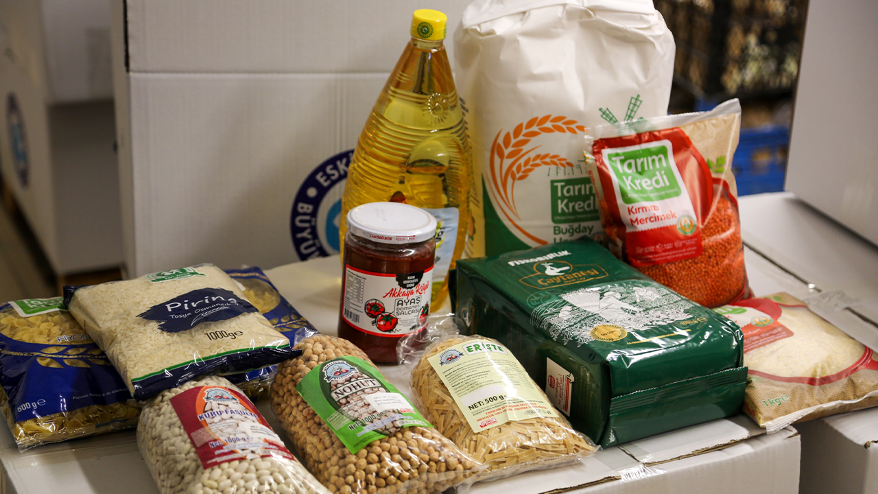 Kolide Temel Ihtiyaç Malzemelerine Yer Verildi