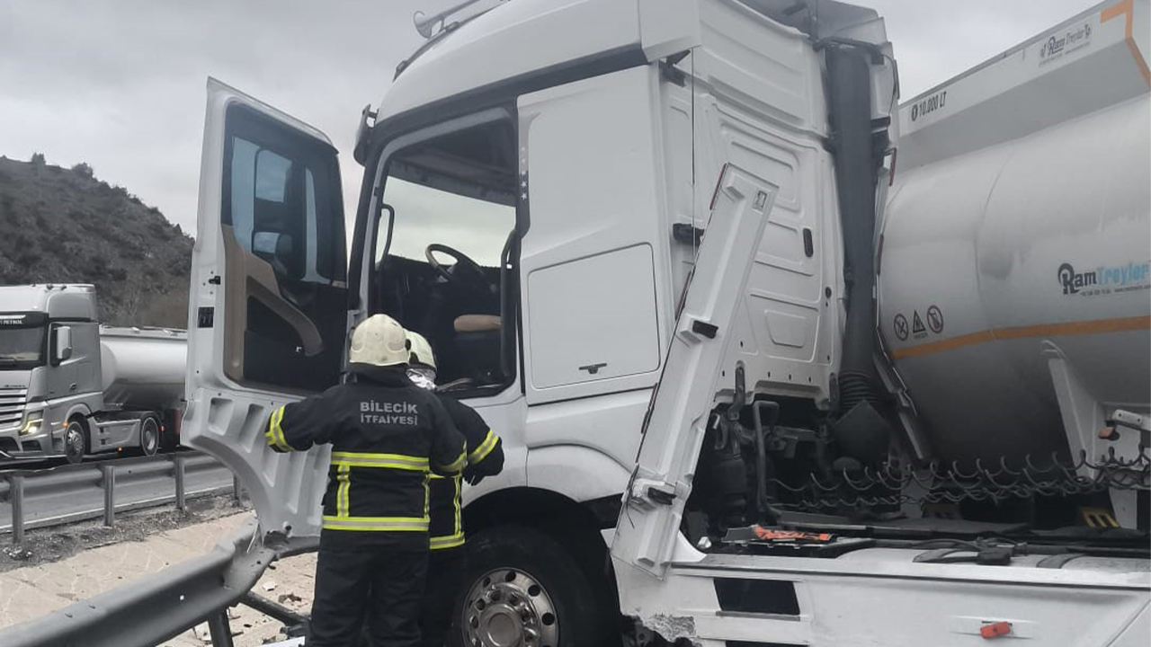 Kontrolden Çıkan Tanker Karşı Şeride Geçti