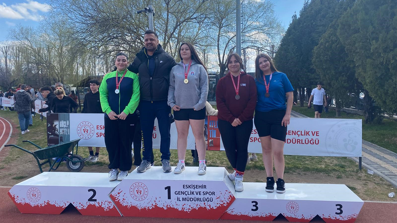 Okul Sporları Puanlı Atletizm Gençler A B İl Birinciliği Müsabakaları