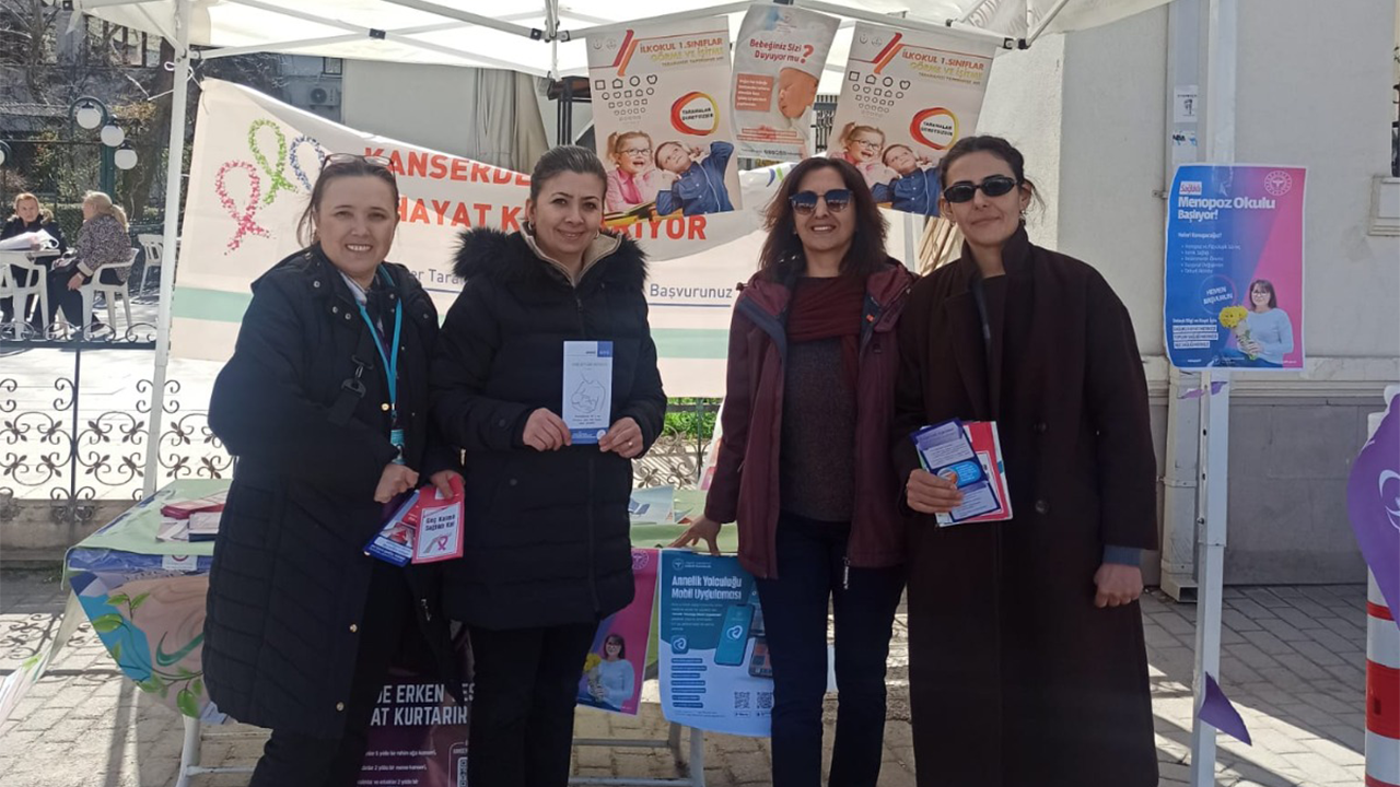 Vatandaşlar Sağlık Taramaları Hakkında Bilgilendiriliyor