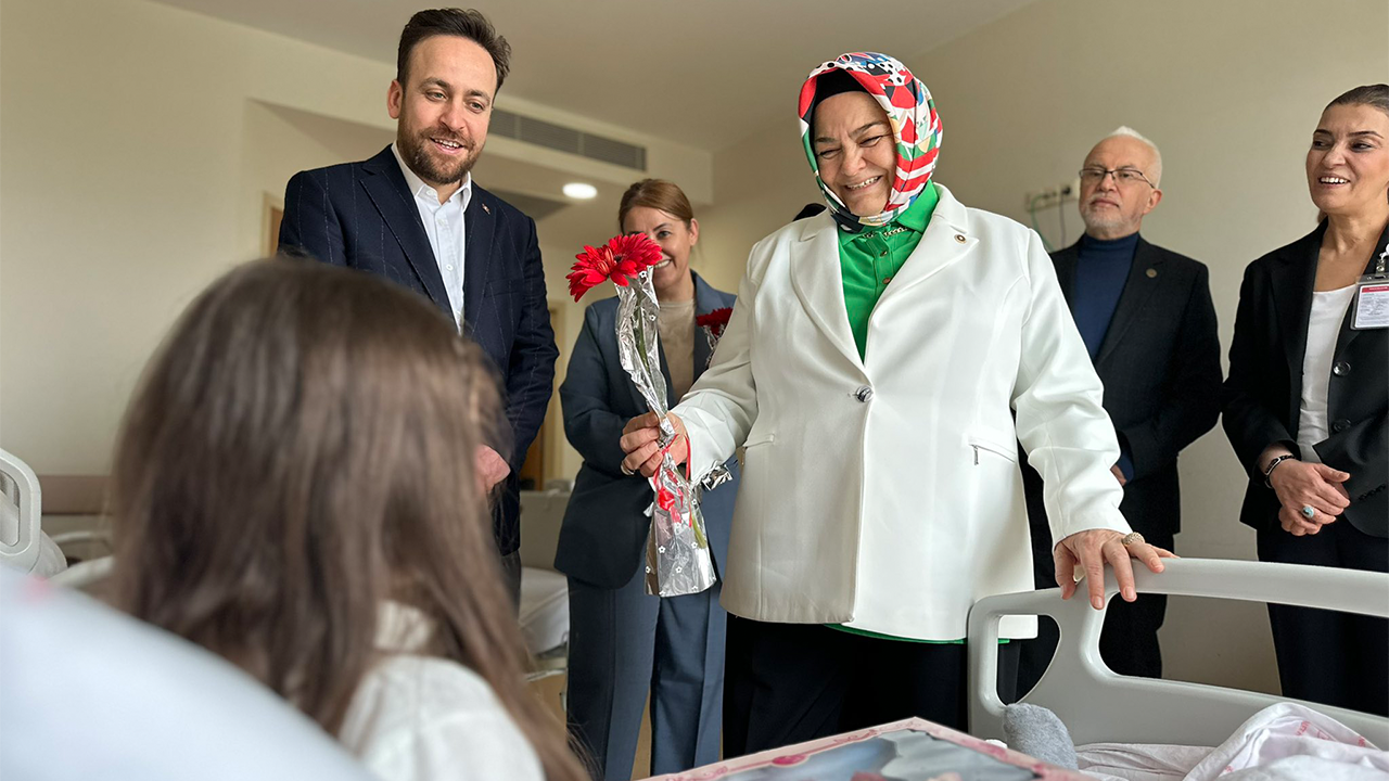Vekil Gürcan'dan Bayramda Hastane Ziyareti