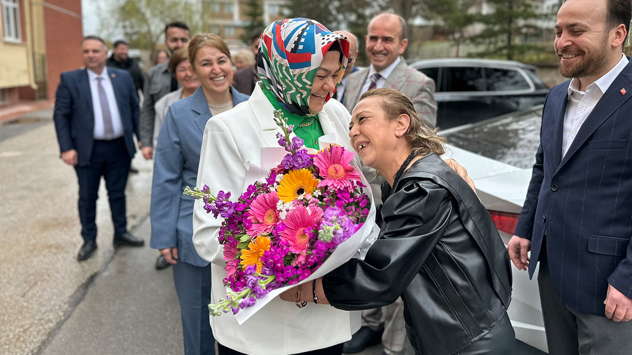 Vekil Gürcan'ın Ziyaretinden Renkli Görüntüler