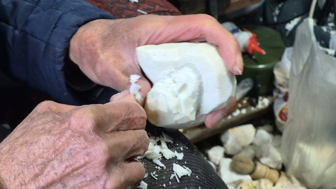 Yarım Asırdır Mesleğine Devam Ediyor