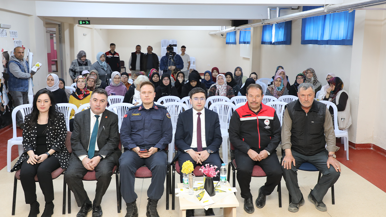 Bozkırlar Altın Otu Ile Ölümsüzleşiyor