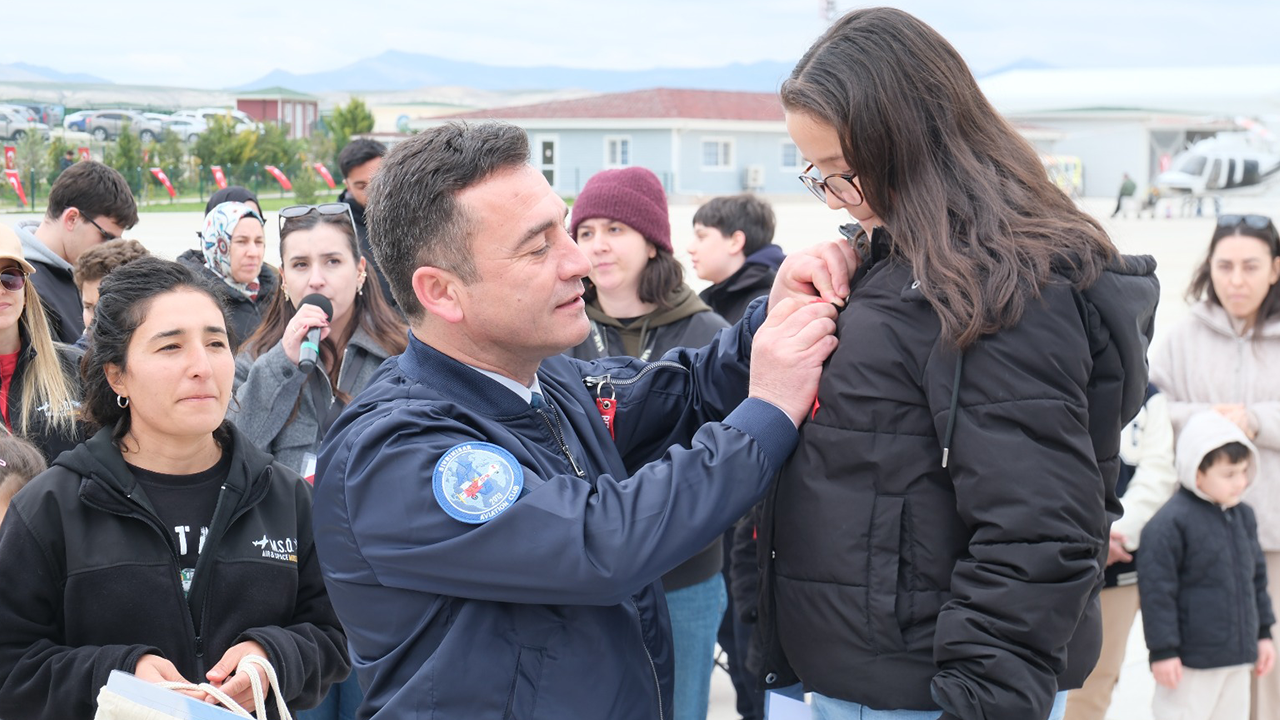 Çocuklar Etkinlikte Havacılıkla Tanıştı