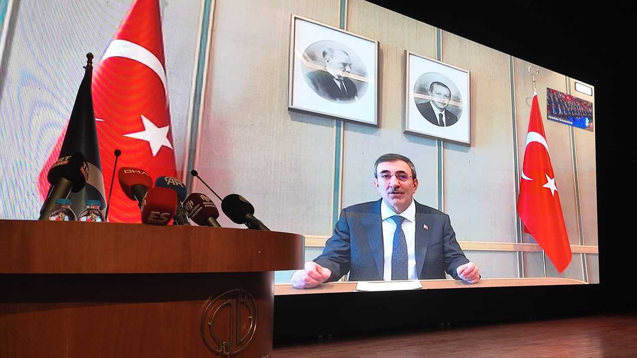 Cumhurbaşkanı Yardımcısı Törene Yılmaz Vks Ile Katıldı