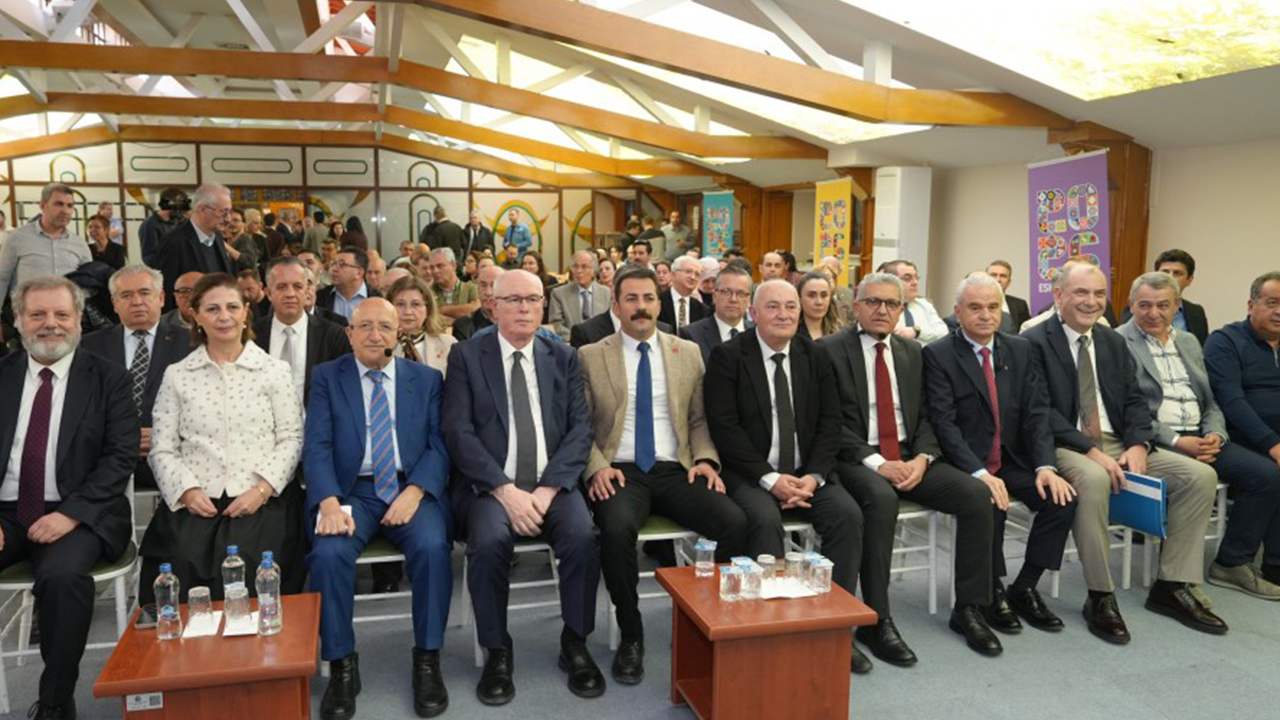 Eskişehir Iş Dünyası Ekonomi Panelinde Buluştu