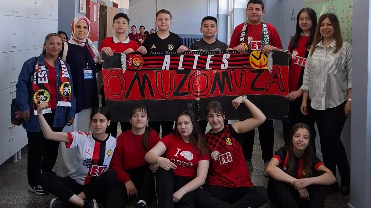 Eskişehirsporlu Öğrencilerden Takıma Tam Destek