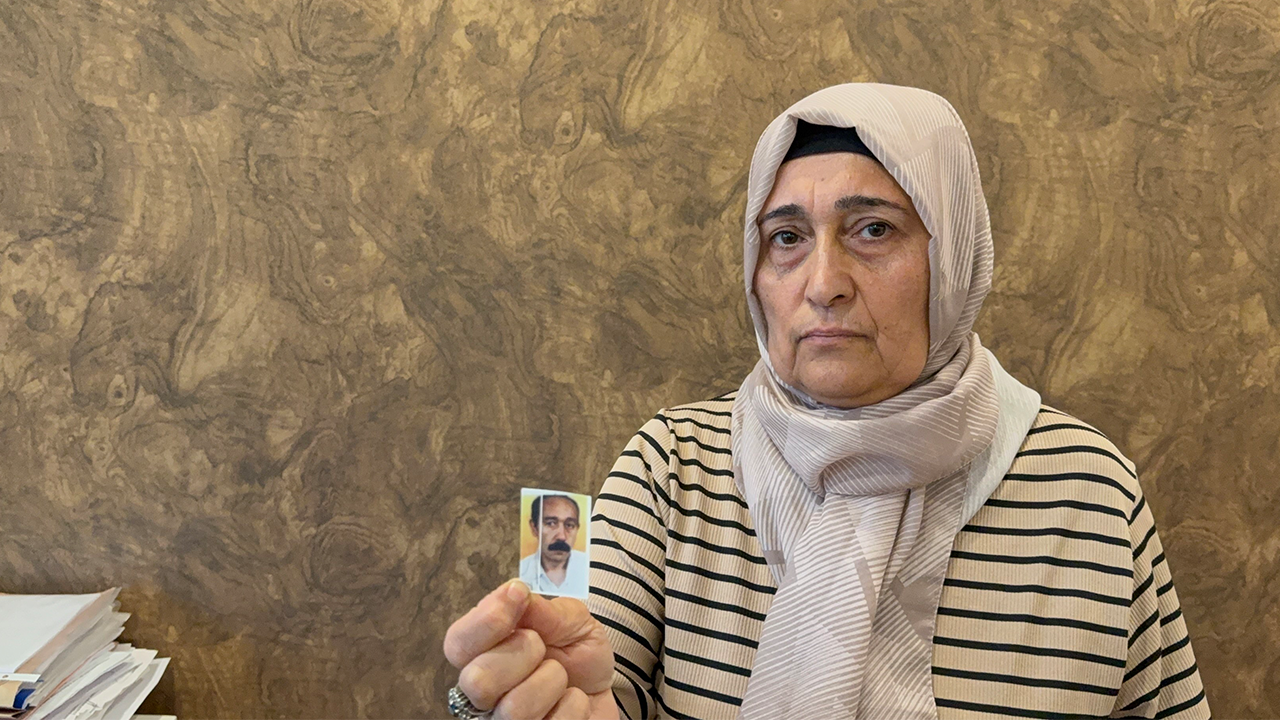 Hamdi̇ Karakuş‘un Kiz Kardeşi̇ Semra Dönmez